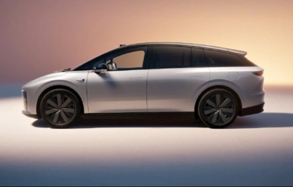 博牛配资 9月车企忙坏了！超70款新车密集上市发布：都很焦虑